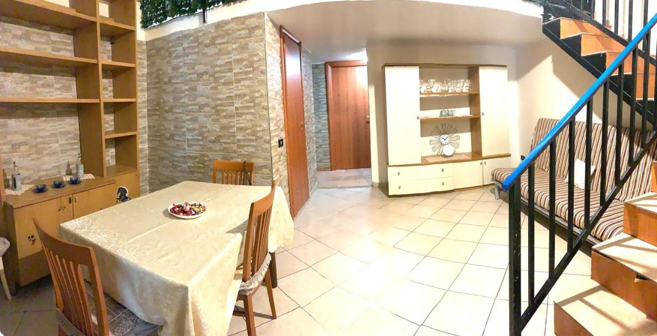 Holiday House San Biagio,41 Apartment Наполи Екстериор снимка