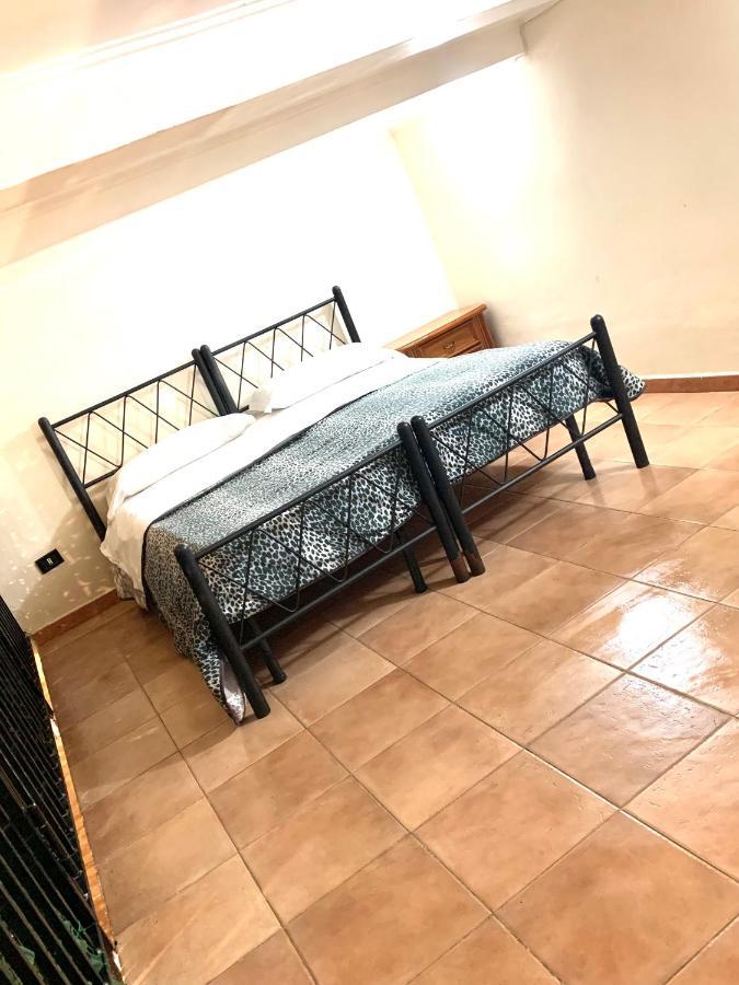 Holiday House San Biagio,41 Apartment Наполи Екстериор снимка
